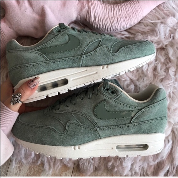 NWT Nike ID Air Max 1 Custom Premium - Picture 3 of 7